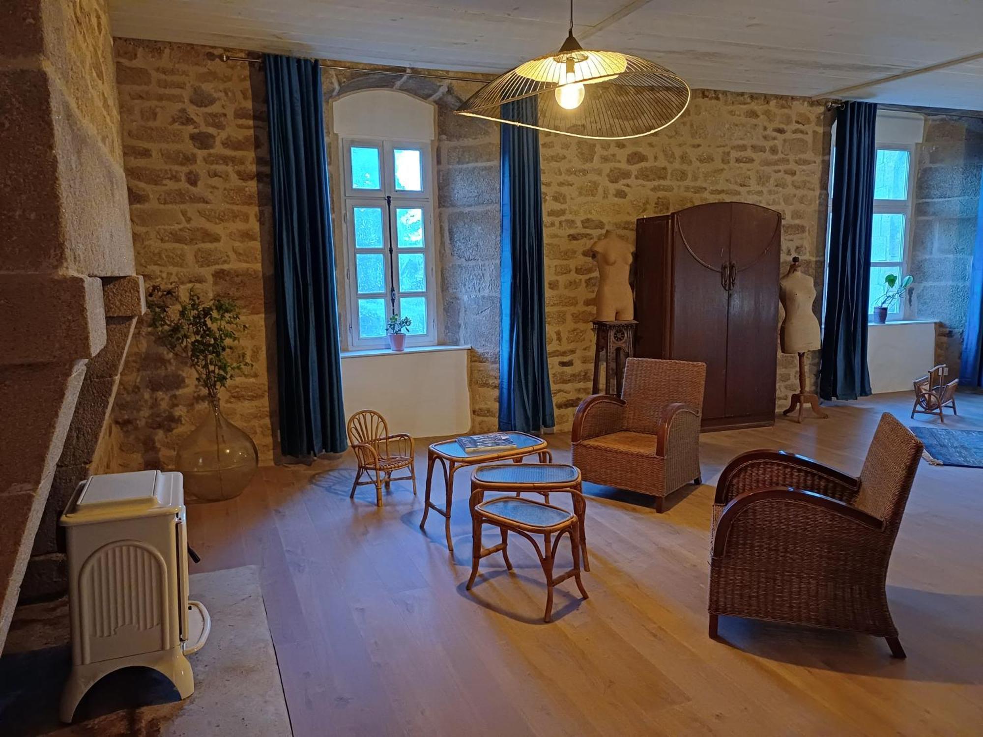 Chateau De Kerouallan *