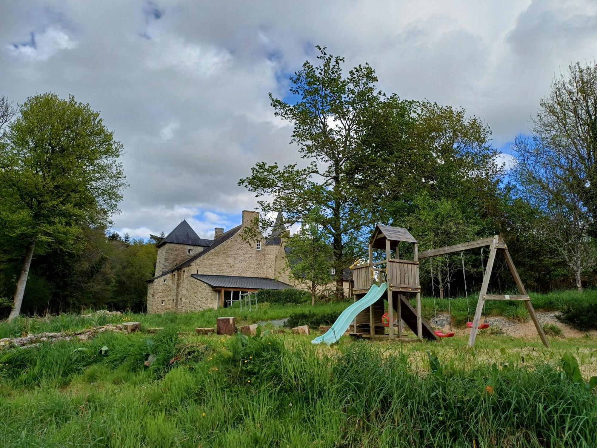 Hébergement de vacances Chateau De Kerouallan *